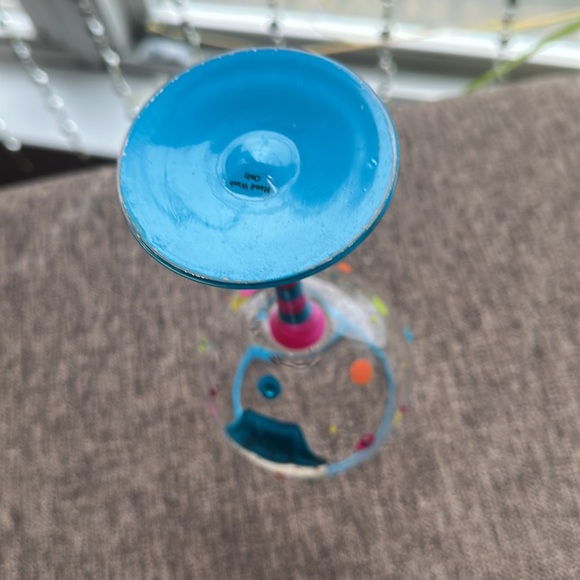 Wine glass with cupcake bling - Picture 5 of 5